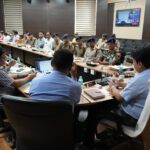 जिलाधिकारी नितिन सिंह भदौरिया ने मानसूनकाल की पूर्व तैयारियों को लेकर अधिकारीयों की ली बैठक