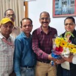 सूचना विभाग के संयुक्त निदेशक केएस चौहान ने मीडियाकर्मियों से बैठक करके समस्याओं को जाना