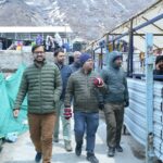 सीएम धामी के निर्देश पर जिलाधिकारी विशाल मिश्रा स्वयं ग्राउंड जीरो पर पहुंचकर व्यवस्थाओं की निगरानी