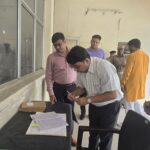 डीएम ने राजनैतिक पार्टियों के पदाधिकारियों के साथ ईवीएम वेयर हाउस का त्रैमासिक आंतरिक निरीक्षण किया