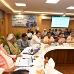 केंद्र सरकार की जनकल्याणकारी योजनाओं के प्रभावी क्रियान्वयन पर विशेष जोर