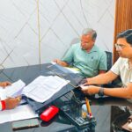 देहरादून: जनहित एवं विकास कार्यों की प्रगति को लेकर रामपाल सिंह ने अधिकारियों के साथ की समीक्षा बैठक