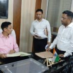 कुमाऊँ कमिश्नर दीपक रावत ने सोमवार को काशीपुर तहसील का किया औचक निरीक्षण