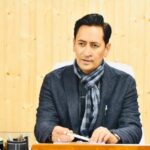 फर्जी आधार कार्ड एवं मृत्यु प्रमाण पत्र के आधार पर भूमि का विरासतन नामान्तरणः